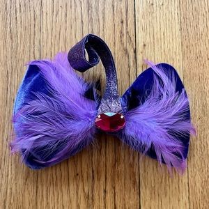 Disney Park Emperors New Grove Yzma Bow